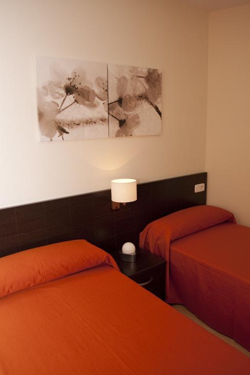Hostal Granado Madrid Dış mekan fotoğraf